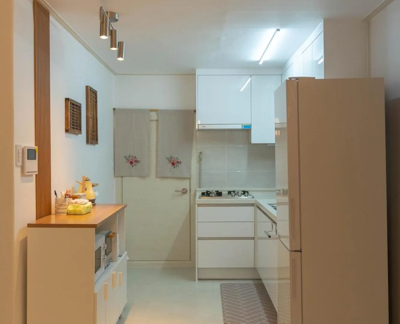 #Hongdae Beds 4 Sinsu Stay Сеул 0*,  Южная Корея
